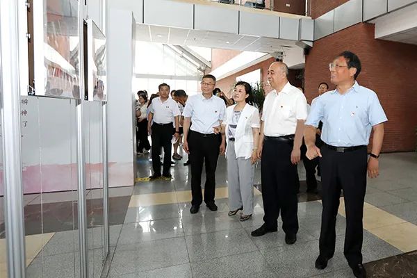 开云庆祝中国共产党成立100周年系列展览开幕